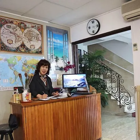 Hotel Paris Star 2*
